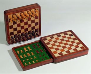 Detailansicht des Artikels: 03069 - Magnetschachspiel Akazie 30x3